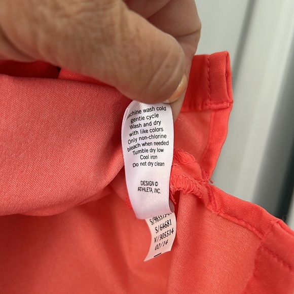 2/$10
Athleta NWOT shorts Size 6 lower rise - Picture 7 of 10